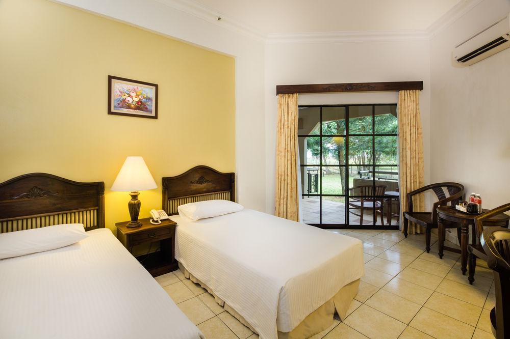 Eastana Cherating Beach Resort 외부 사진
