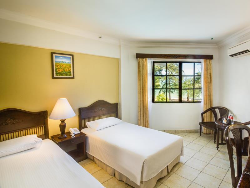 Eastana Cherating Beach Resort 외부 사진